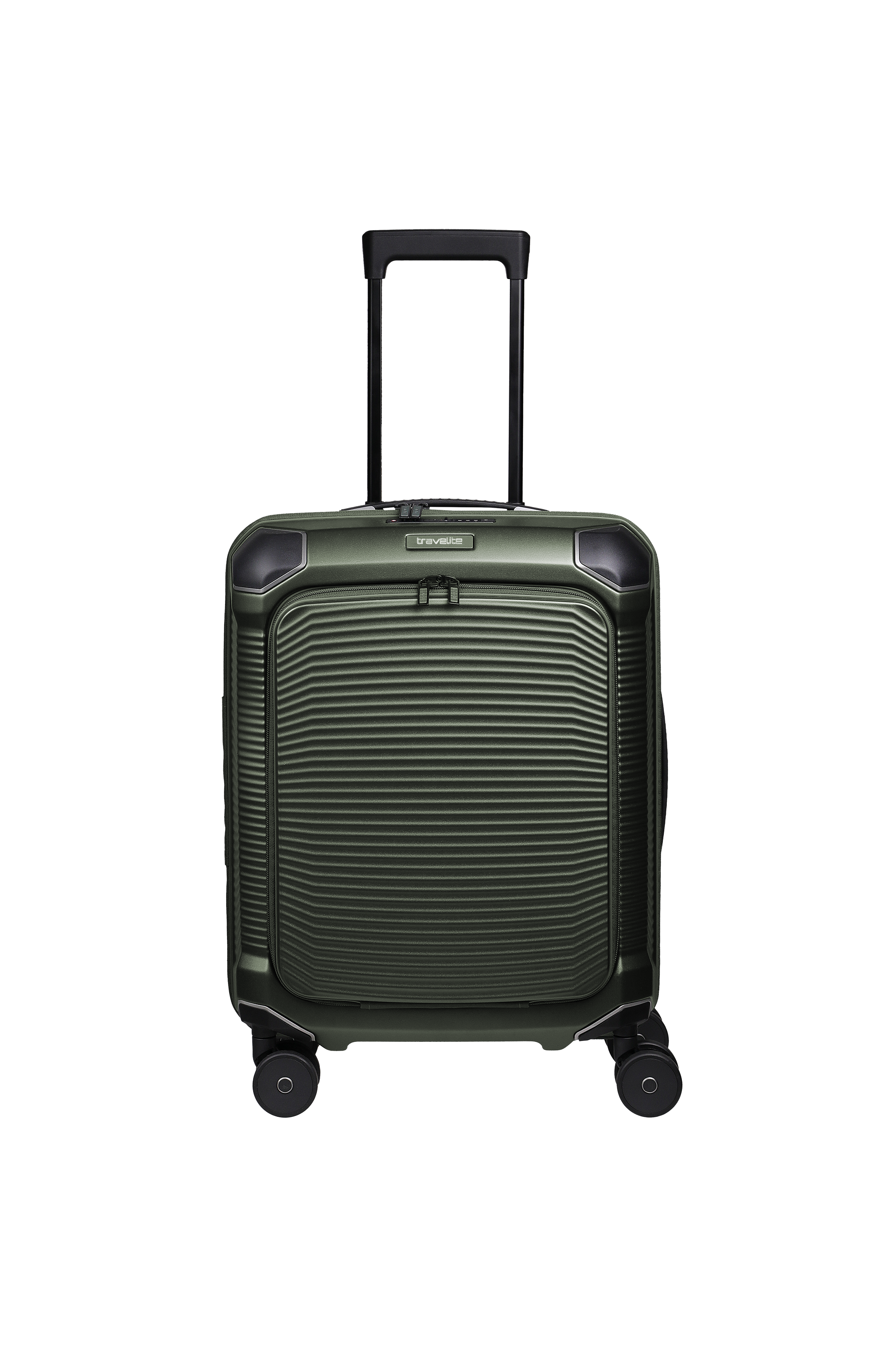 Ein olivgrüner Trolley S+ von TRAVELITE steht aufrecht. Der Koffer hat einen Teleskopgriff und vier Rollen. Das Gehäuse ist horizontal gerippt, die Ecken sind verstärkt. Ein Reißverschluss verläuft um den gesamten Koffer.