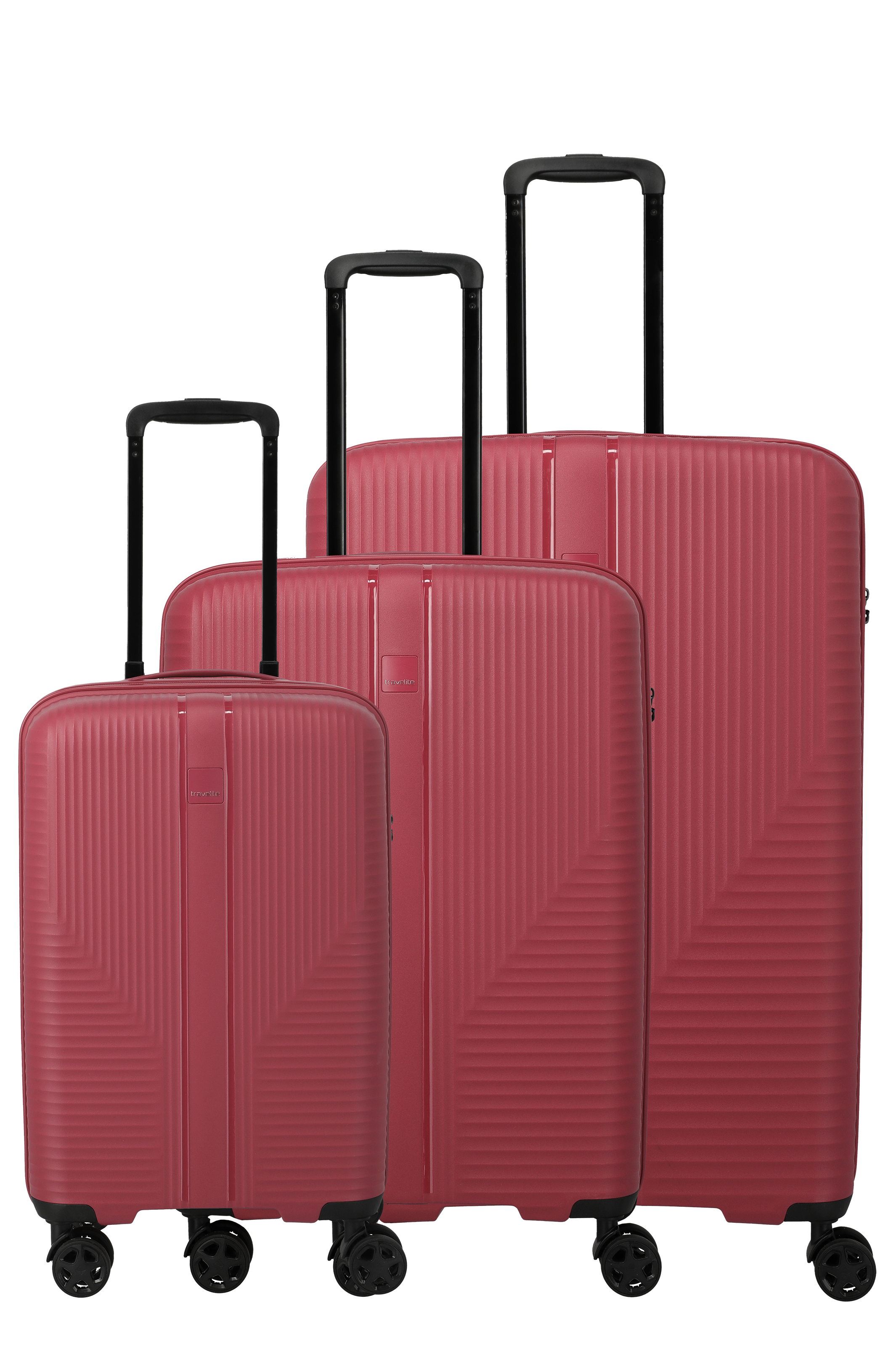 A 3-piece TRAVELITE suitcase set in L, M and Slim S size, in wine red. Each suitcase has a telescopic handle and wheels. The suitcases are shown against a black background and are arranged in a row, from small to large.