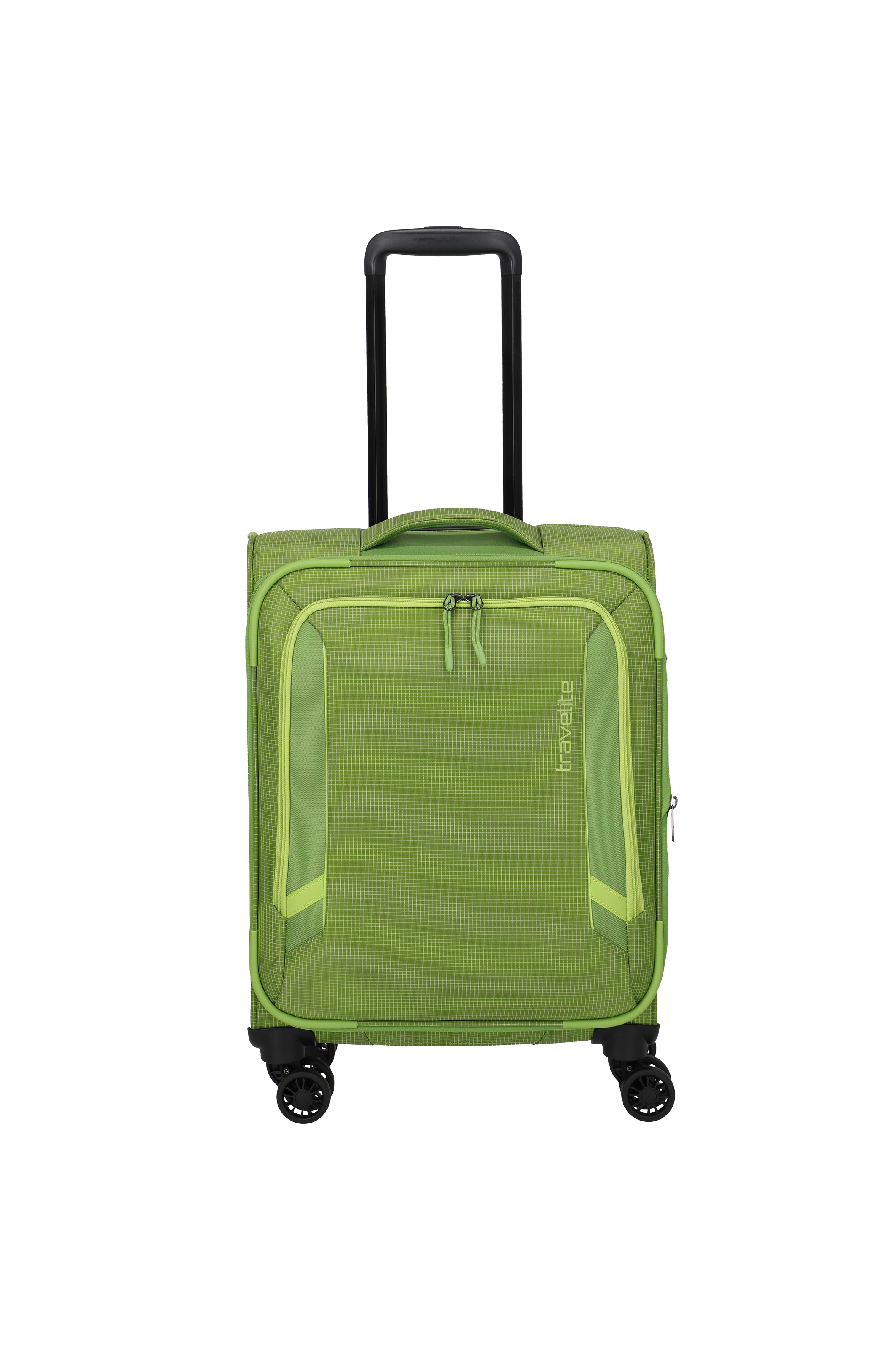 Une valise trolley vert clair de taille moyenne avec une poignée noire extensible est montée sur quatre roulettes noires sur un fond noir. La marque "travelite" est imprimée sur le côté, le compartiment principal est doté de deux fermetures à glissière.