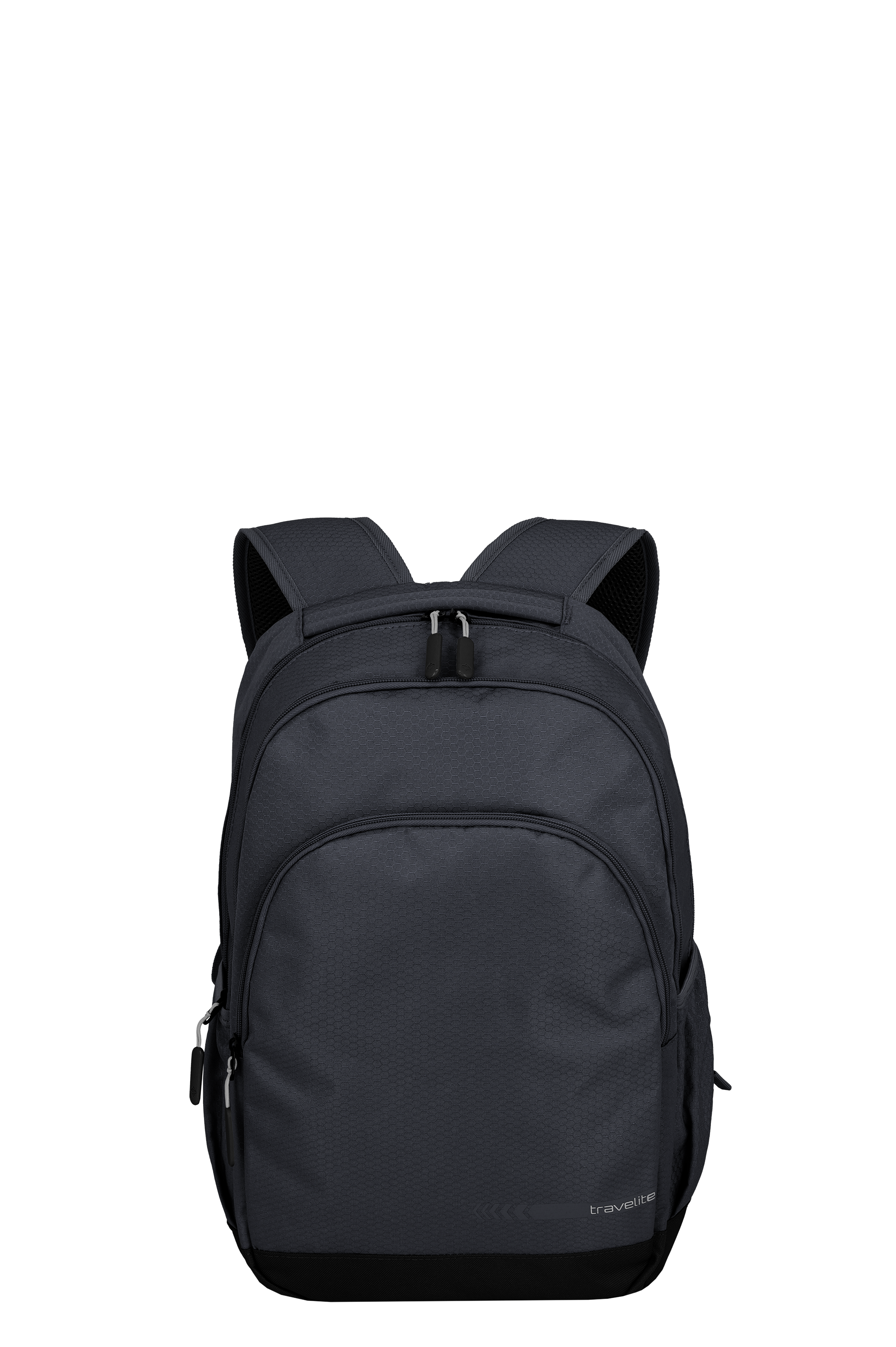 Dunkelgrauer Travelite Rucksack L, Frontansicht. Zwei Hauptfächer und eine kleinere Tasche. Tragegriff und Schultergurte sind sichtbar. Diskretes Logo am unteren Rand. Reißverschlüsse und kleine Seitentaschen.