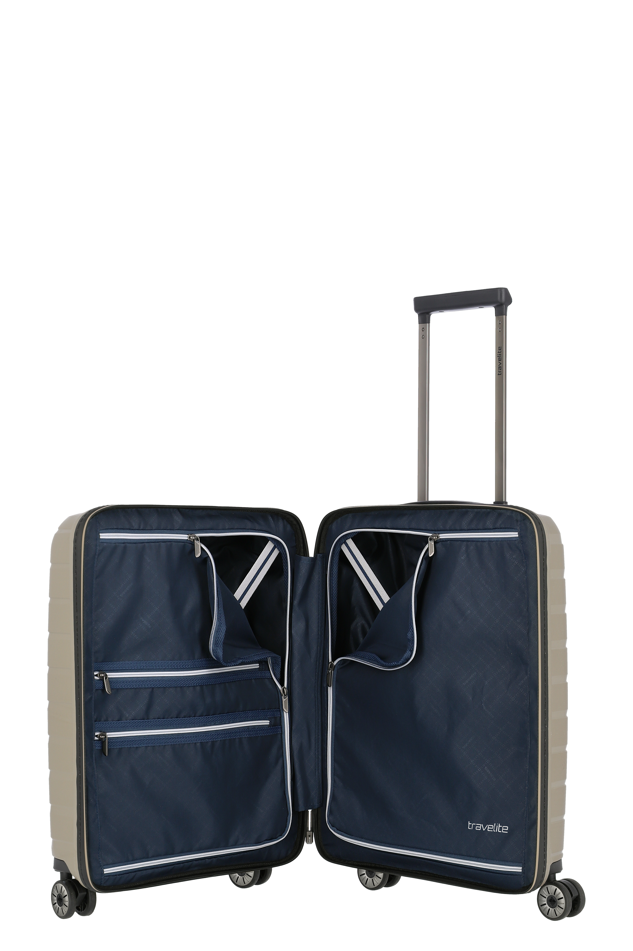 Geöffneter Hartschalen-Trolley mit Teleskopgriff und mehreren Innenfächern, ideal für Reisen