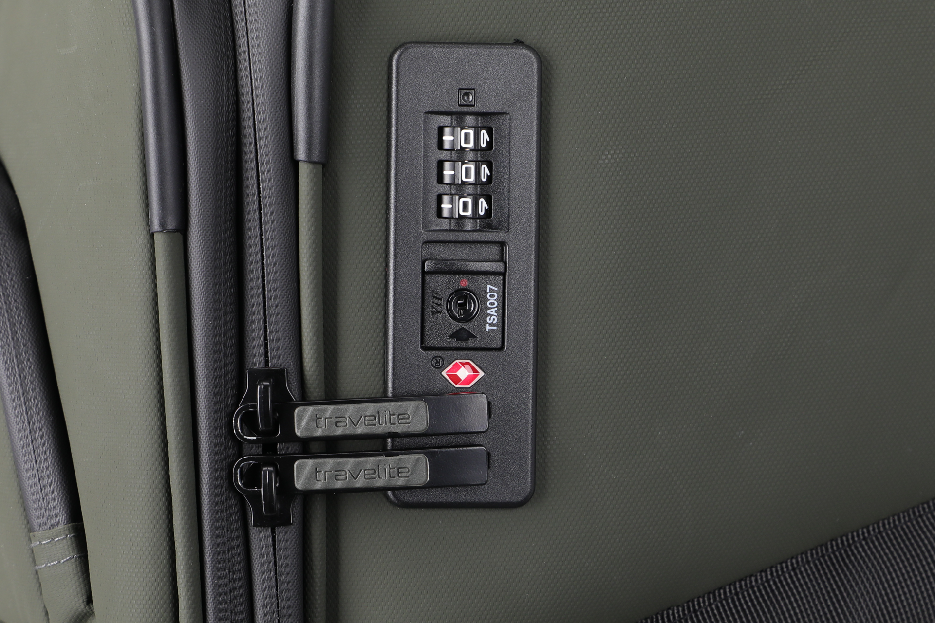 travelite Briize Koffer Gr. S 55cm in khaki