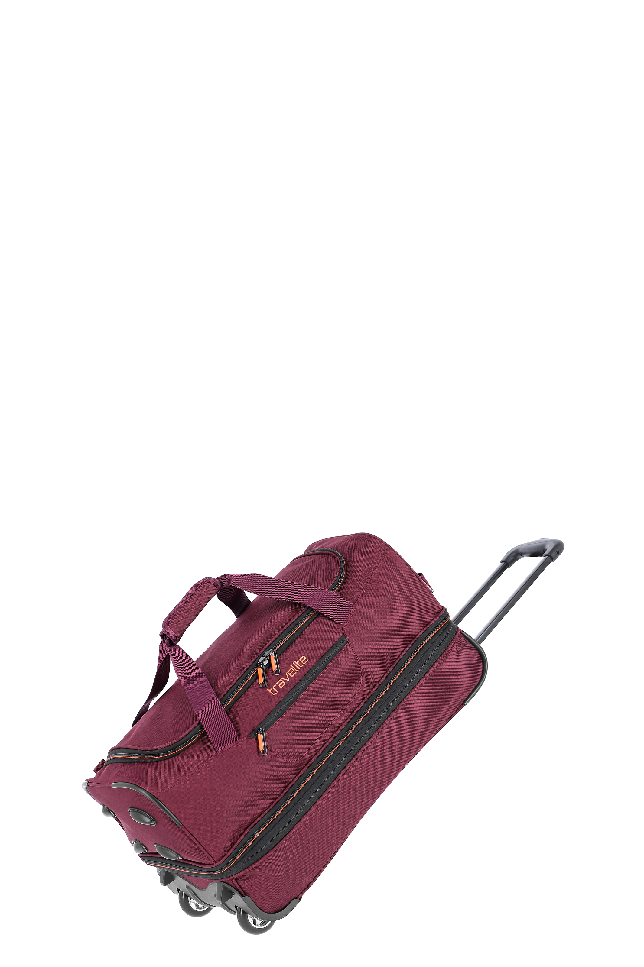 Eine TRAVELITE Reisetasche in Weinrot, mit ausziehbarem Griff und Rollen. Die Tasche hat Tragegriffe und Reißverschlüsse mit orangefarbenen Zippern. Eine schwarze Ziernaht verläuft horizontal über die Tasche.