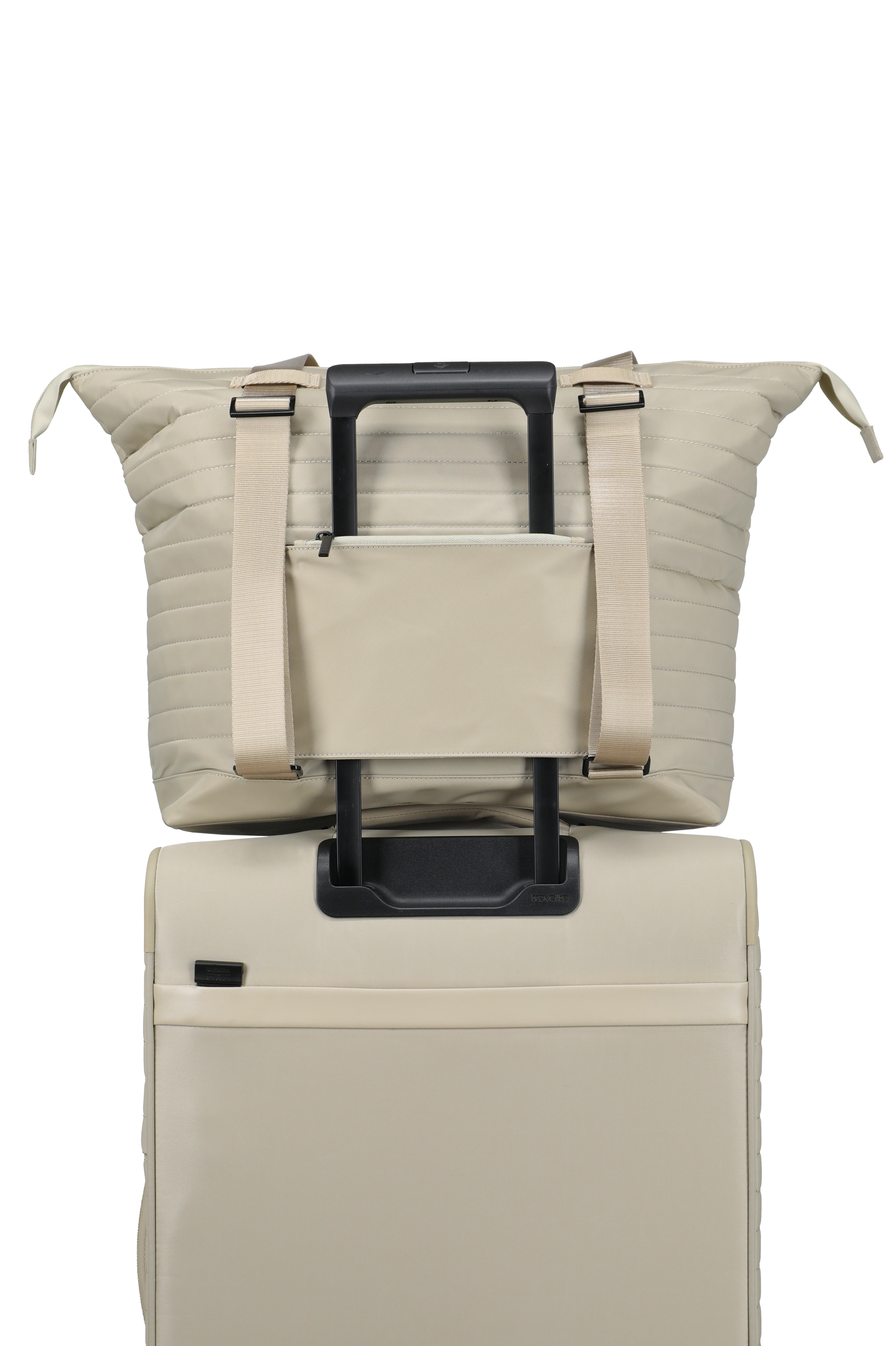 Beige Reisetasche auf Trolley mit Durchsteckfunktion für komfortables Reisen